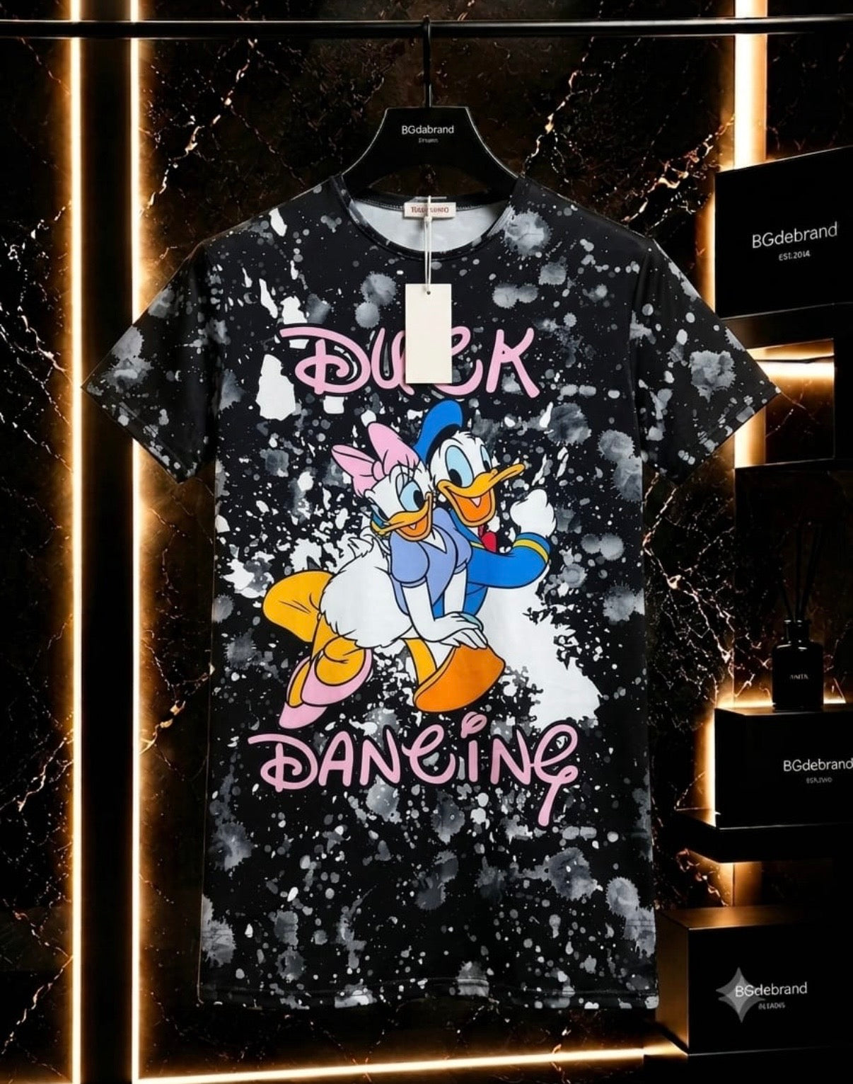 Woman’s Rochie Oversized Donald & Daisy Neagră