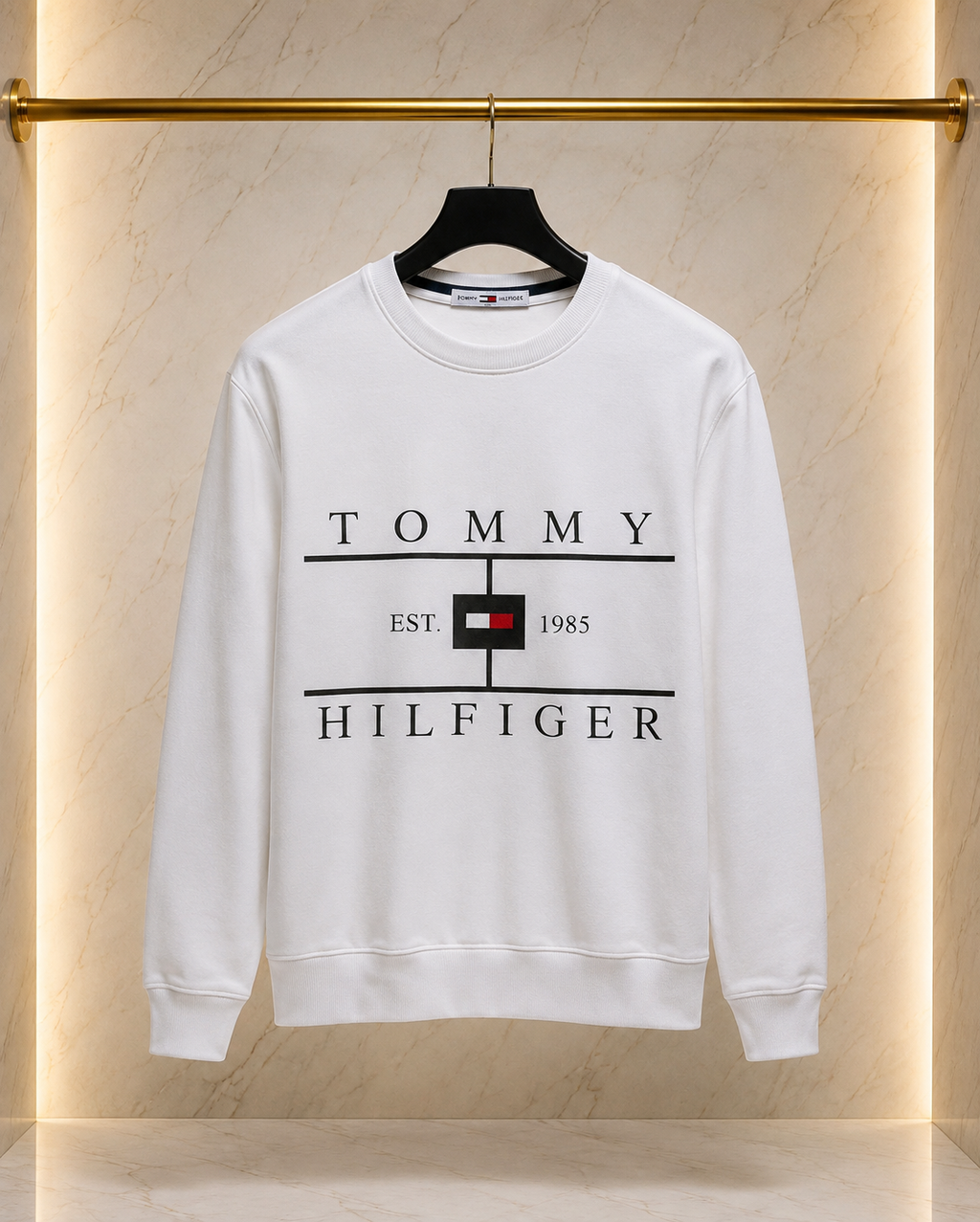 Tommy Hilfiger – Bluză Albă cu Logo Frontal Imprimat