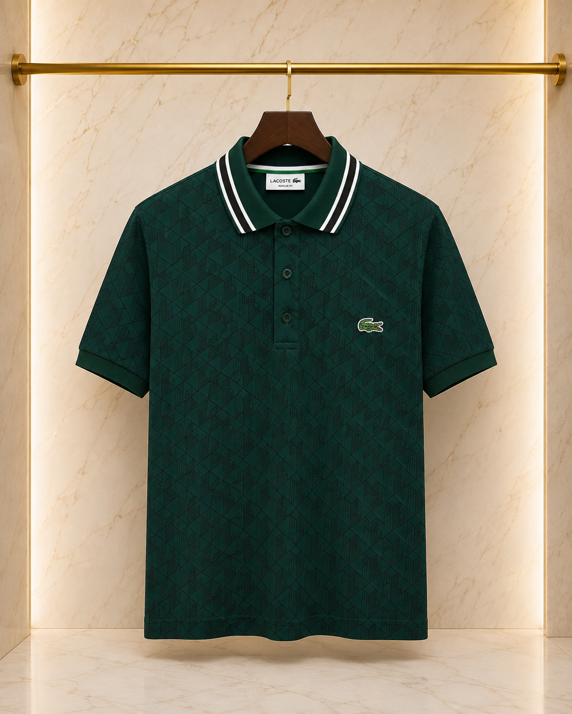 03-Lacoste – Tricou Polo Verde cu Model Geometric și Logo Brodat