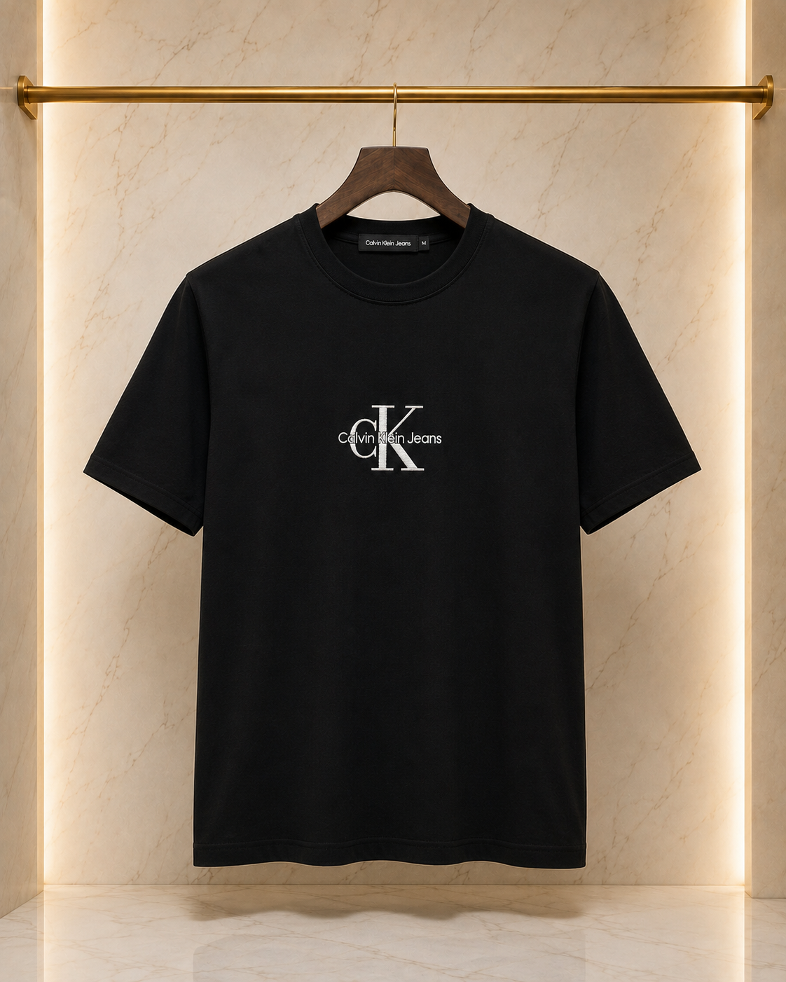 07-Calvin Klein Jeans – Tricou Bărbați Negru cu Logo Brodat Premium