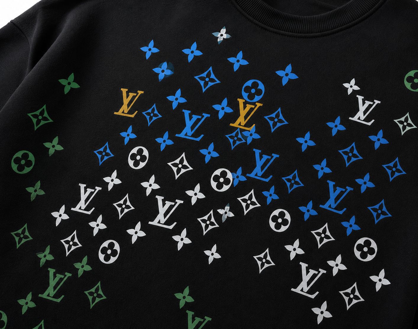 Louis Vuitton – Bluză bărbați neagră, logo multicolor imprimat în material