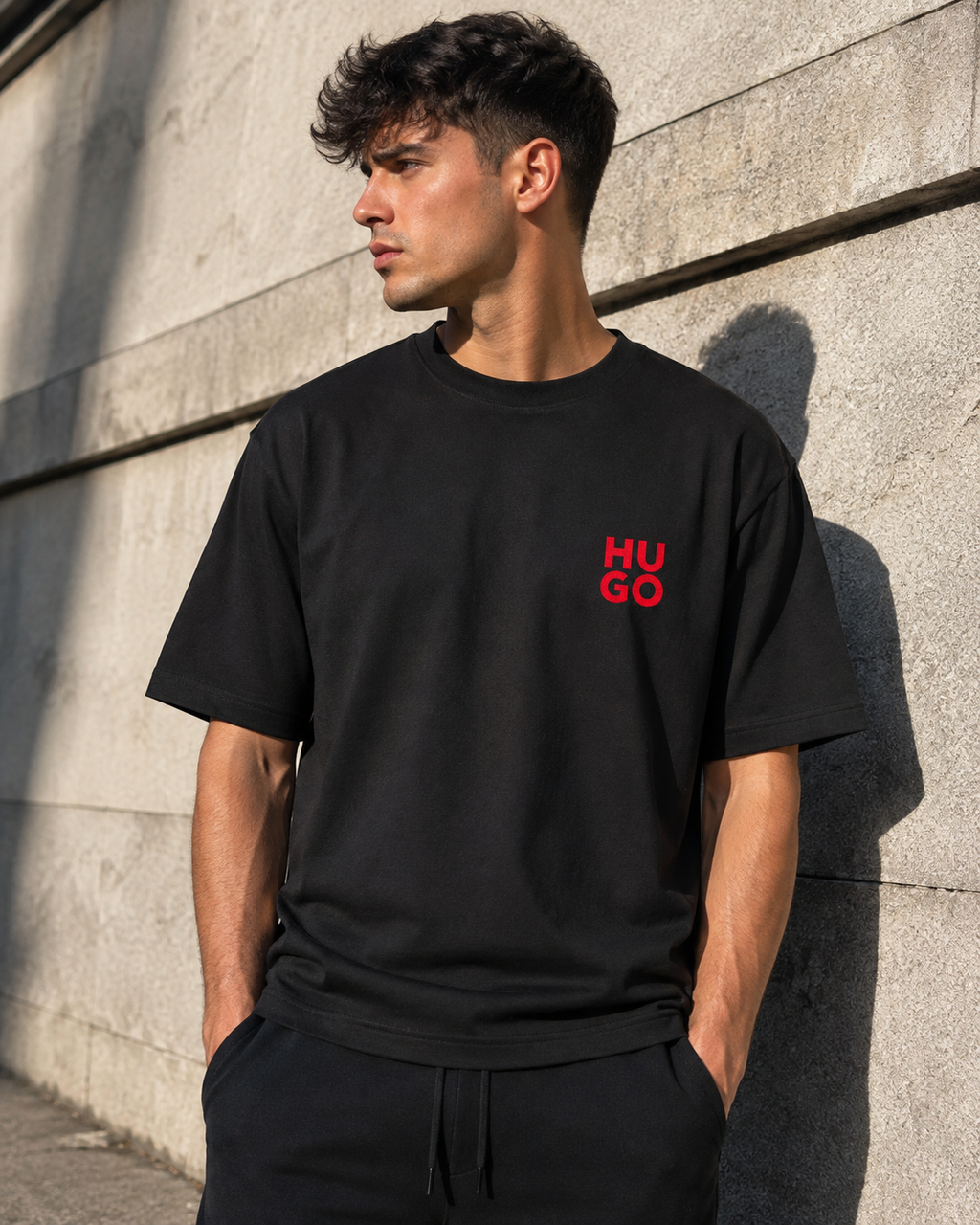 HUGO – Tricou Negru Bumbac cu Logo Roșu Aplicat