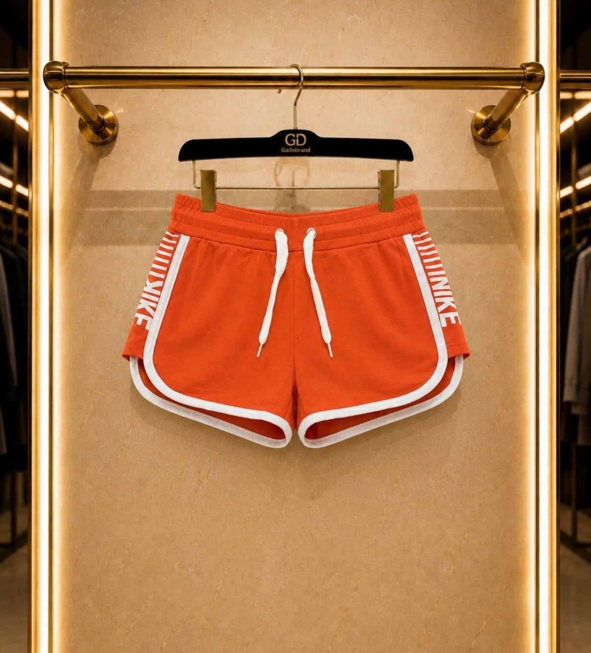 Woman’s Bermude Nike portocalii – model sport scurt