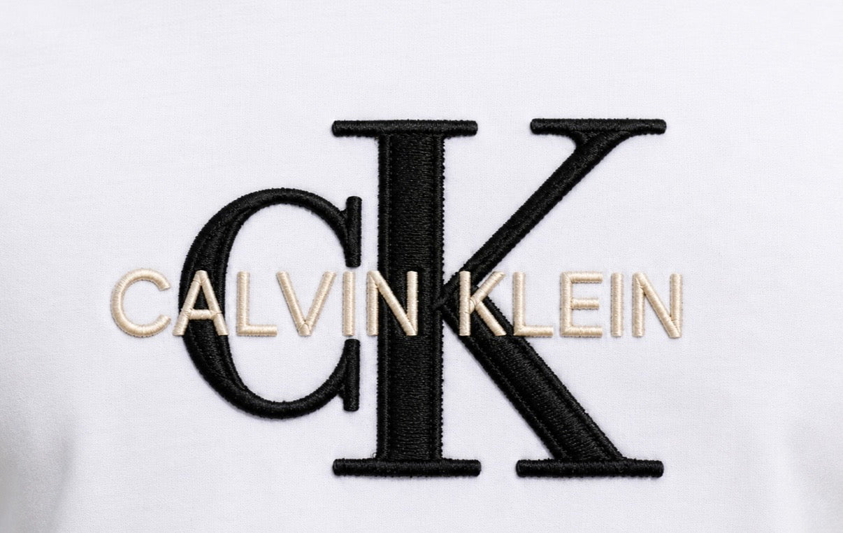 Calvin Klein – Tricou bărbătesc alb CK logo brodat, bumbac